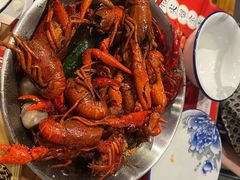 -李双猪·小龙虾·烧烤·羊肉煲(乐山店)