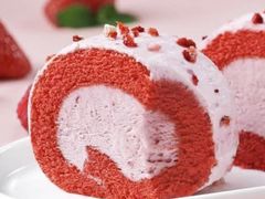 三重莓莓瑞幸卷-瑞幸咖啡(北京财富中心店)