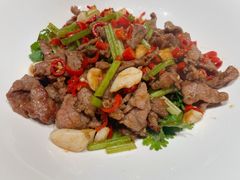 小炒黄牛肉-皇冠明珠鱼翅楼(水上公园店)