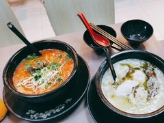 -灵芝妹子海鲜米线(瓦房店新玛特店)