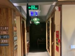 -湘西小馆(滨河路店)