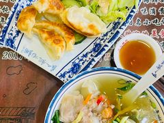 -长人馄饨铺(解放街店)