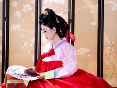 -九月鹰飞汉服摄影工作室