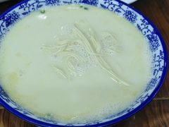 -雪琴面馆富安特色鱼汤面(城中花园店)