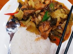 酸菜燜魚腩飯-煲煲掂风味煲仔饭餐厅(西区店)