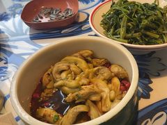 -川流不息·地道川菜·小龙虾(新松江路店)
