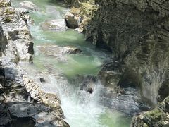 -蝶舞清江·恩施地心谷景区
