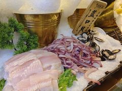 -布罗城堡自助烧烤(鸿通城购物中心店)