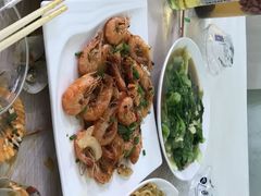 -覃记海鲜美食餐厅