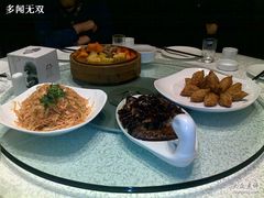 -八府香鸭·啫啫煲(华山路店)