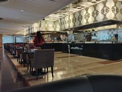 -圣丰索菲特·2 On 988 Café 自助餐厅