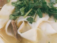 世博羊肉烩面-萧记三鲜烩面(东站店)