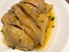 特色葱油鸡-东方明珠老上海8号餐厅(东方明珠广播电视塔店)