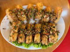 椒盐螳螂虾（370/1000克）-大树下海鲜饭店