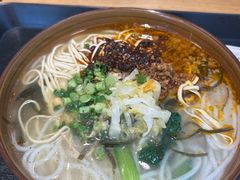 -三好食堂(煎饺·馄饨·肉饼米线·盛世广场店)