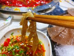 -巴国妹子毛肚火锅(蓝光悦城店)
