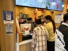 -霸王茶姬(南强街店)