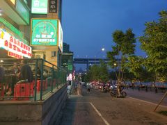 -石灰市老火锅(北滨路店)