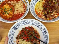 -李与白包子铺(桐梓林店)