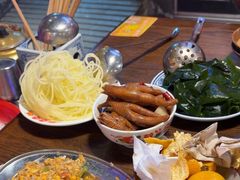 -萍姐火锅·公路夜市(武汉首店)