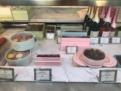 -ladurée(戴高乐机场T 2F店)