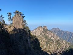 -黄山光明顶山庄