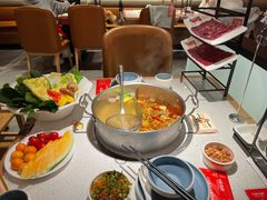 牛杂鸳鸯锅-左庭右院鲜牛肉火锅(环球港店)