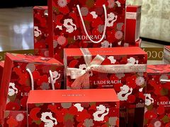 -Laderach 莱德拉(上海环贸iapm店)