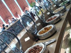 -荣誉国际酒店-云顶旋转餐厅