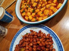 -先启半步颠小酒馆(周浦万达店)