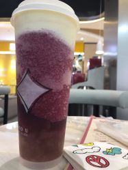 -桃桃屿·潮牌酷银(世纪荟店)