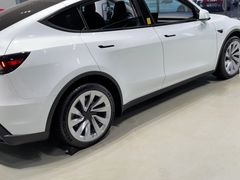 -TESLA 特斯拉(深圳观澜特斯拉直营钣喷中心)