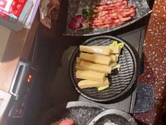 -新哥老官·畅吃123·美蛙世界(苏宁广场店)