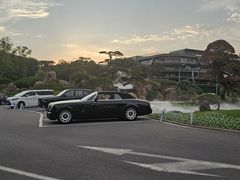 -罗红摄影艺术馆