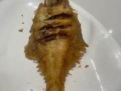 炸偏口鱼-方城小吃店