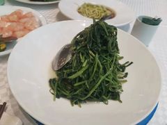 -王朝大酒店徐汇店-地面停车场