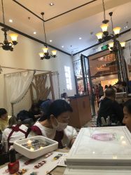-进巍美甲美睫店