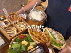 -阿婆情腊排骨火锅(金虹路店)
