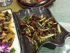 -香巴拉云南餐厅(华莱坞店)