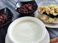 -黄师奶甜品店