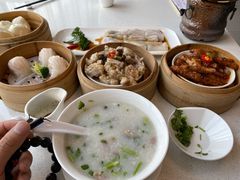 -煲王粤菜餐厅(中侨中心店)