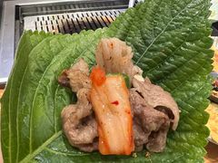 -臻牛烤肉