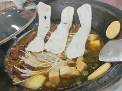 -屯老二农家铁锅炖·行业领军者(梅江店)