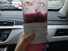 -奈雪的茶(湖滨银泰in77C区PRO店)
