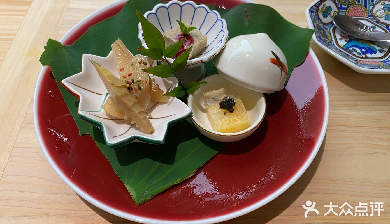 是一家非常关注食材的日料店