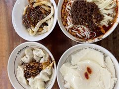 -小谭豆花(西大街店)