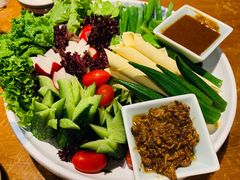 东北蘸酱菜-95号酱骨·一块豆腐(展春园西路店)
