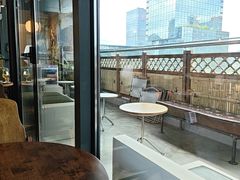 -luutosa  cafe & tea 鹿兔山