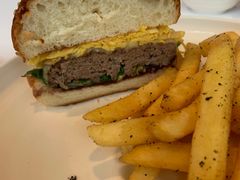 -AZUR聚(香格里拉饭店)