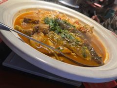 -魏铭鱼头捞饭(晋阳路店)